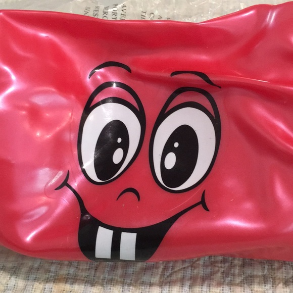 Hoppity Ball Childs funny face hopping Ball NEW Red hoping ball with handle FUN - Picture 1 of 6